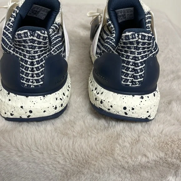 NWT Adidas ultraboosts - Picture 4 of 9